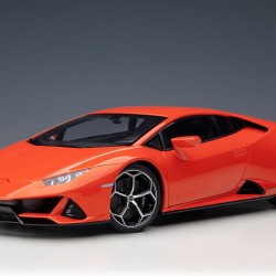 AUTOart 1/18 Lamborghini Huracán Evo (Arancio Xanto)