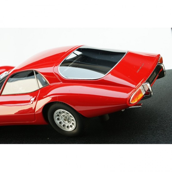 Maxima 1/18 Alfa Romeo Giulia TZ2 Coupe Pinifarina 1965 Alfa Red