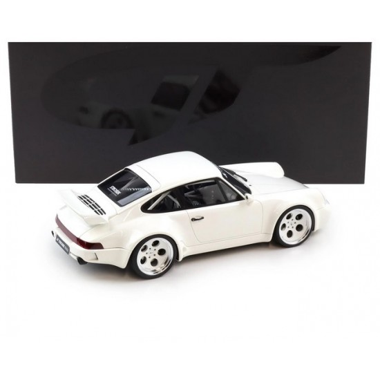 GT Spirit 1/18 Porsche Strosek Giga white 2024