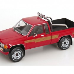KK Scale 1/18 1985 Toyota Truck Xtra Cab 4x4 (Hilux), red