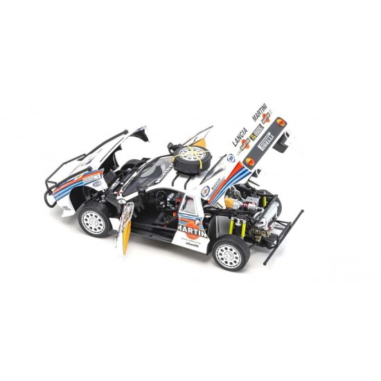 KYOSHO 08306J Scala 1/18 | LANCIA 037 MARTINI (night version) N 8 RALLY SAFARI KENYA 1985 A