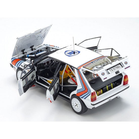 Kyosho Die-Cast 1/18 Lancia Delta HF 4WD 1000 Lakes 1987 Team Lancia Nr.4