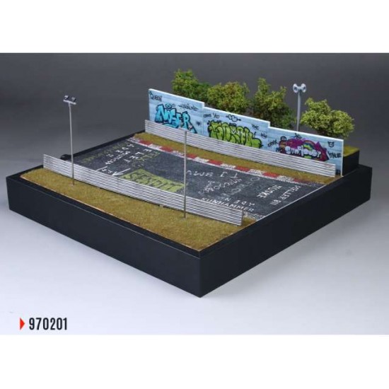 141 - Diorama 1/64 "Nurburgring with light"