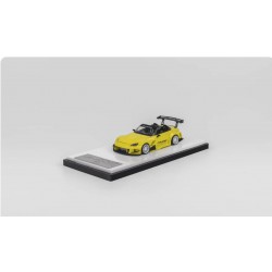 Micro Turbo 1/64 JS Racing S2000, indy yellow pearl