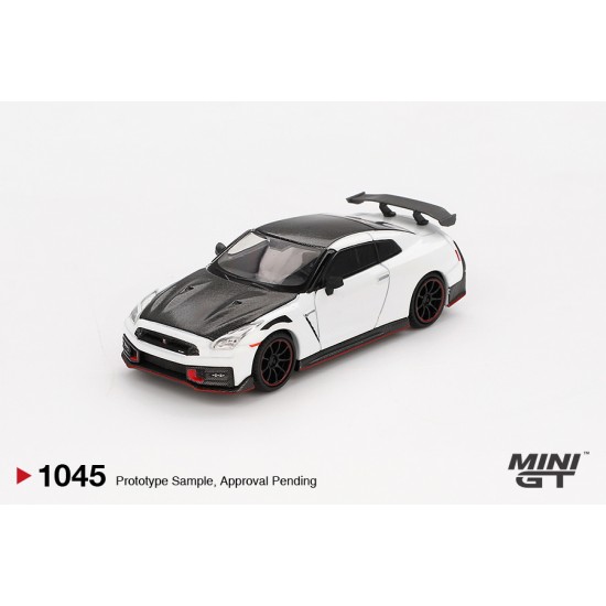 Mini GT 1/64 Nissan GT-R Nismo 2024 Brilliant White Pearl