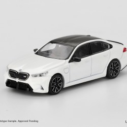 Mini GT 1/64 BMW M5 Alpine White