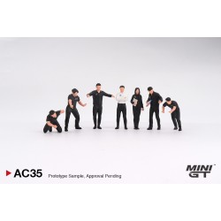 Mini GT 1/64 Figurine: NISMO Technician Team