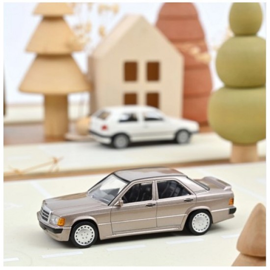Norev 1/43 Mercedes Benz 190E 2.3 16 1984 Beige Metallic Jet-car