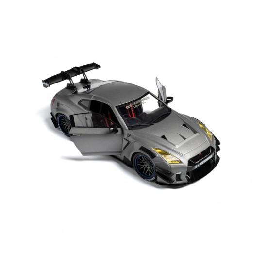 Solido 1/18 Nissan GT-R (R35) W/ Liberty Walk Body Kit 2.0 2023