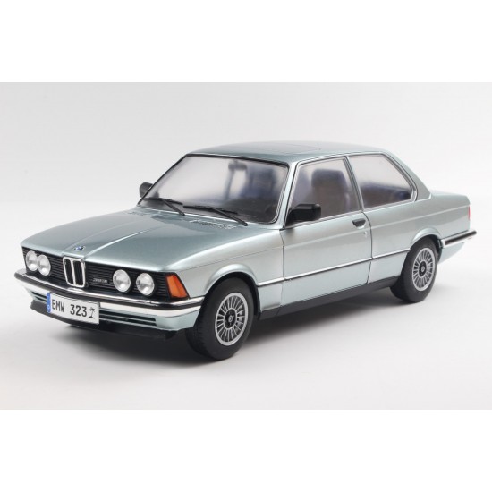 Solido 1/18 BMW E21 323i saphirblau metallic 1980