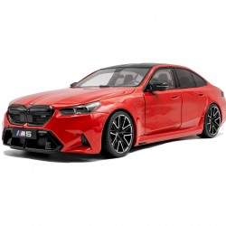 Solido 1/18 BMW M5 - fire red - 2025