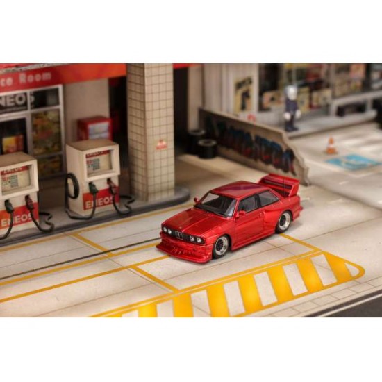 Street Weapon 1/64 BMW E30, red