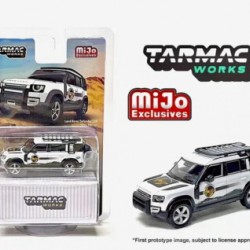 Tarmac 1/64 "TREK Edition" Land Rover Defender 110, white/black