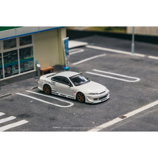 Tarmac 1/64 Vertex Nissan Silvia S15 *Falken*, white