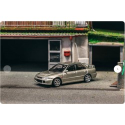 Tarmac 1/64 Mitsubishi Lancer GSR Evolution *Special Edition*, silver