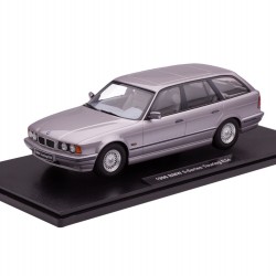 Triple9 1/18 BMW 5-Series Touring E34 Aspen silver metallic 1996