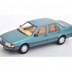 Triple9 1/18 Saab 9000 CD Turbo 1990, metallic green