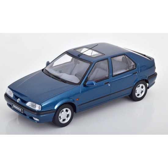 Triple9 1/18 Renault 19 Laguna blue metallic 1994